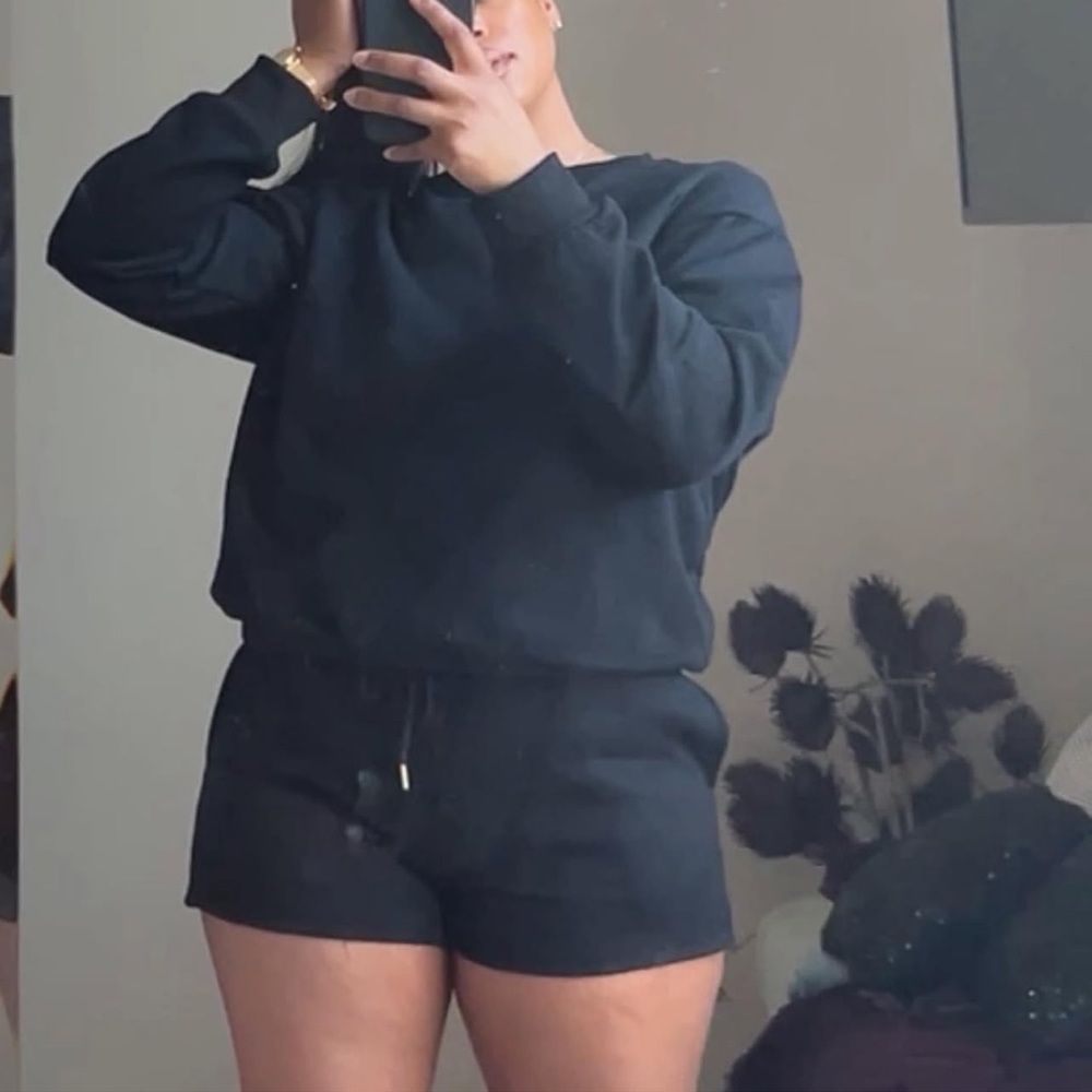 Black Lounge Short Set — Long Sleeve Top + Drawstring Shorts | Size S, NWT